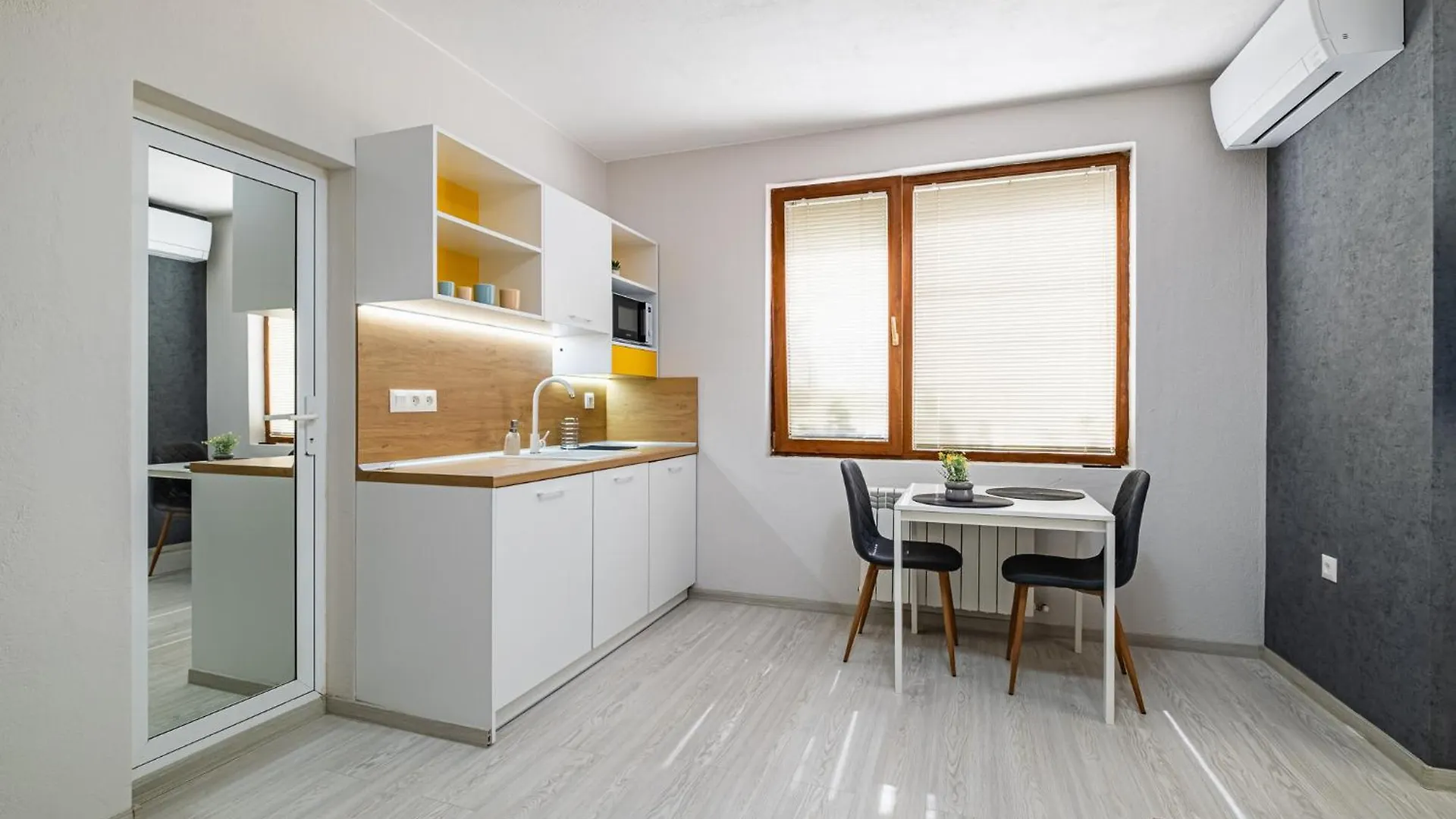 Perfect Stay Near Sea Garden 3 Varna Apartment